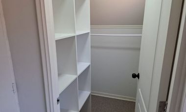 Casa de Dos Pisos, en Huertos de Linares