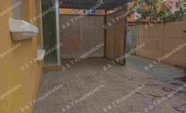 AMPLIA CASA EN CONDOMINIO TRES PISOS