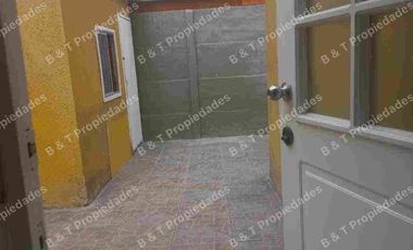 AMPLIA CASA EN CONDOMINIO TRES PISOS