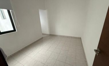 CASA EN VENTA EN MERIDA F-21195, 3 REC. PRIV. COMPOSTELA $13,900,000