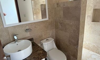 CASA EN VENTA EN MERIDA F-21195, 3 REC. PRIV. COMPOSTELA $13,900,000