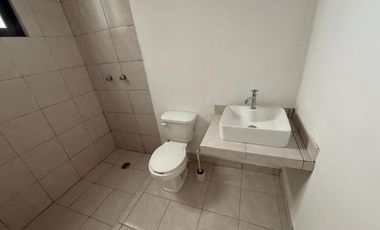 CASA EN VENTA EN MERIDA F-21195, 3 REC. PRIV. COMPOSTELA $13,900,000