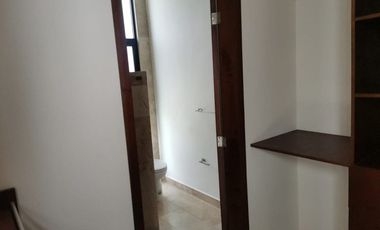 CASA EN VENTA EN MERIDA F-21195, 3 REC. PRIV. COMPOSTELA $13,900,000