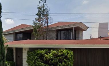 VENTA DE AMPLIA CASA EN ANTONIO CASO, CIUDAD SATELITE, NAUCALPAN DE JUAREZ, EDO MEX