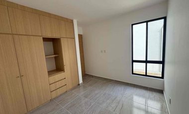 Casa en Renta Nueva con recámara en Planta Baja