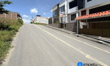 En venta casa en las pitas cerca al terminal terrestre de la ciudad de Loja