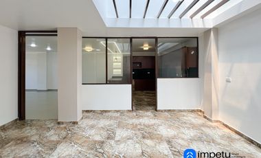 En venta casa en las pitas cerca al terminal terrestre de la ciudad de Loja