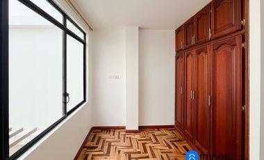 En venta casa en las pitas cerca al terminal terrestre de la ciudad de Loja