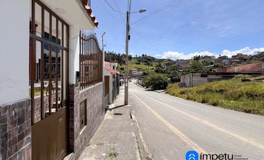 En venta casa en las pitas cerca al terminal terrestre de la ciudad de Loja