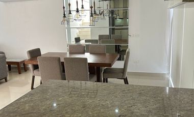 CASA CON MUEBLES EN EL FRACCIONAMIENTO LA PRIMAVERA