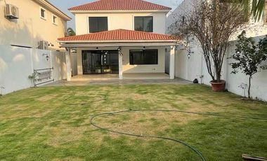 Alquiler de casa amoblada Porto Fino vía a la vista