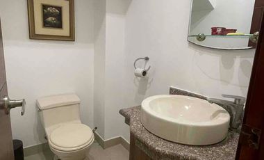 Alquiler de casa amoblada Porto Fino vía a la vista