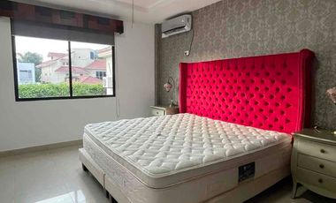 Alquiler de casa amoblada Porto Fino vía a la vista