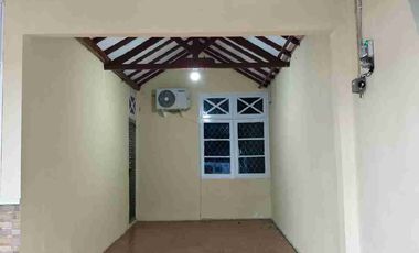 Disewakan rumah bersih rapi nyaman kamar tidur 3+1 ada 3 AC di galaxy dekat taman siap huni