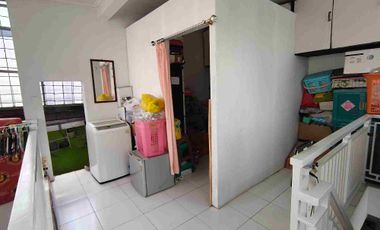 rumah nyaman one gate di komplek ciwastra semi furnish