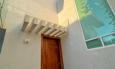 Hermosa casa en RENTA Loretta 2