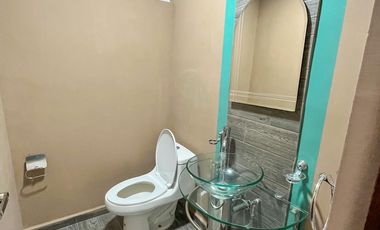 Hermosa casa en RENTA Loretta 2