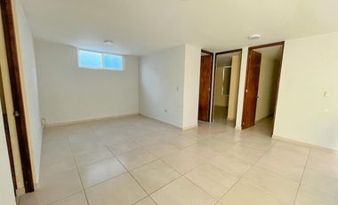 Hermosa casa en RENTA Loretta 2