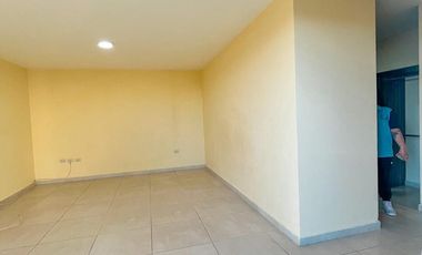 Hermosa casa en RENTA Loretta 2