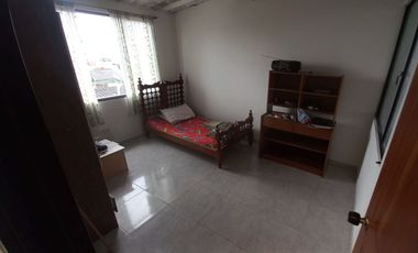 Casa en Fusagasugá con Primer Piso Arrendado | Rentabilidad Inmediata - Barrio San Fernando