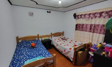 Casa en Fusagasugá con Primer Piso Arrendado | Rentabilidad Inmediata - Barrio San Fernando