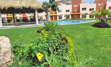 CASA EN VENTA 4 REC. CON ROOF GARDEN EN RESIDENCIAL 
