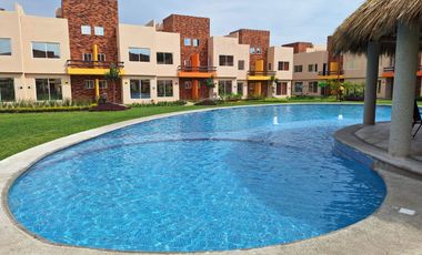 CASA EN VENTA 4 REC. CON ROOF GARDEN EN RESIDENCIAL 