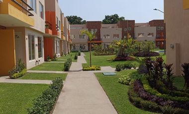 CASA EN VENTA 4 REC. CON ROOF GARDEN EN RESIDENCIAL 