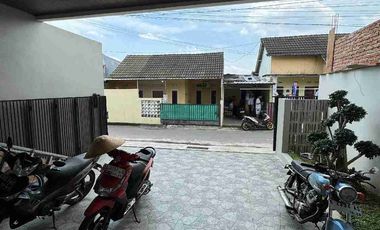 Rumah Mewah 2 Lantai Siap Huni