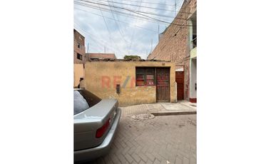 Se Vende Terreno Con Agua Y Luz