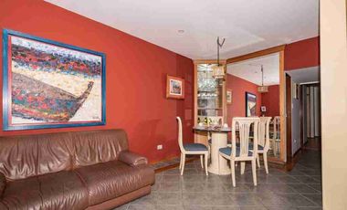 DPTO AMOBLADO EN 1ER PISO 2DORMITORIOS