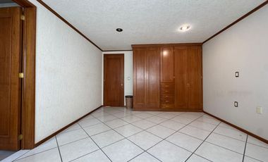 Propiedad de Lujo en Venta – Arboledas de San Javier, Pachuca, 3 habitaciones
