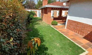 Vendo Mesa de los Santos parcela con casa conjunto campestre  de exelente terminacion.