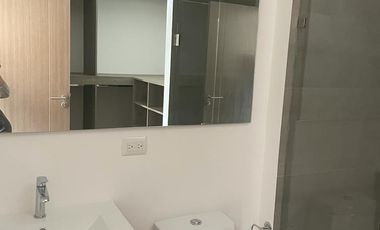 Departamento semiamueblado en venta en Xentric Tuna