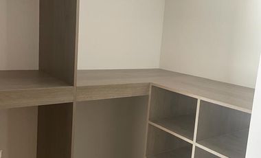 Departamento semiamueblado en venta en Xentric Tuna