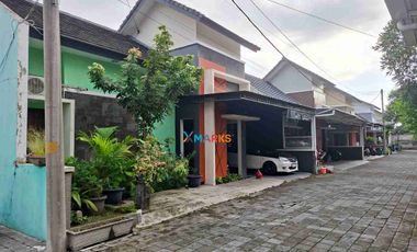 Rumah siap huni 5 menit kampus UMS