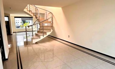 Casa en renta Metepec, entre Av las Torres y Av Tecnológico