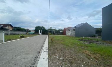 Di jual rumah siap Bangun desain Custom Harga Murah di Utara Jalan Jogja SOLO