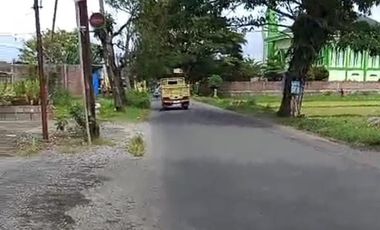 Dijual Gudang Zona Kuning Lokasi Juwiring,Klaten Luas 2200m2 BU!!