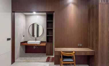 FREEHOLD VILLA SEMINYAK BIDADARI  Lokasi strategis, dekat Sunset Road