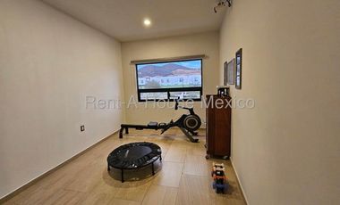 VENTA - El Condado, Corregidora. Departamento de 3 recámaras
