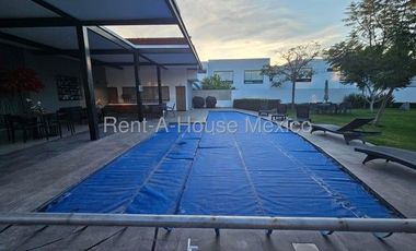 VENTA - El Condado, Corregidora. Departamento de 3 recámaras