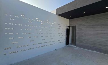 Casa en venta en Residencial Puerta de Hierro zona sur pte de la ciudad