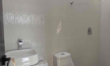 Casa en venta en Residencial Puerta de Hierro zona sur pte de la ciudad