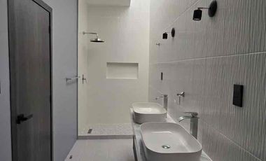 Casa en venta en Residencial Puerta de Hierro zona sur pte de la ciudad