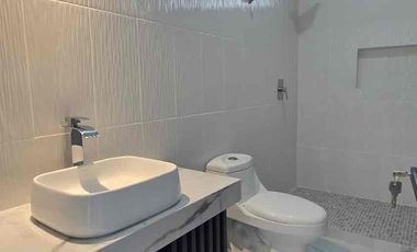 Casa en venta en Residencial Puerta de Hierro zona sur pte de la ciudad