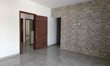 casa en venta con terreno amplio a cuadras de la carretera panamericana