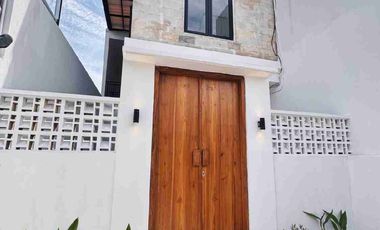 DISEWAKAN VILLA BARU FURNISH DI PADANGSAMBIAN DENPASAR LS