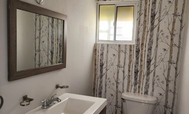 SE RENTA CASA VILAGO RESIDENCIAL