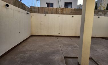 SE RENTA CASA VILAGO RESIDENCIAL